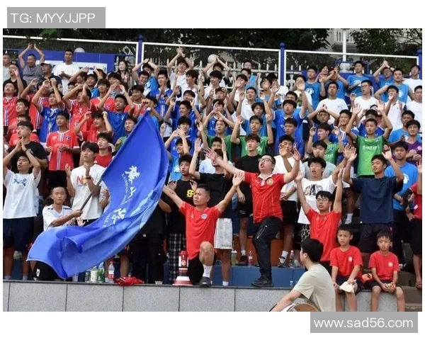 节俭足球巨星：他们不仅在场上拼搏更在生活中节约每一分